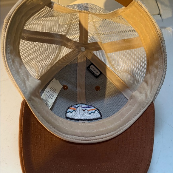 Patagonia Brown Trucker Hat adjustable - Picture 4 of 4